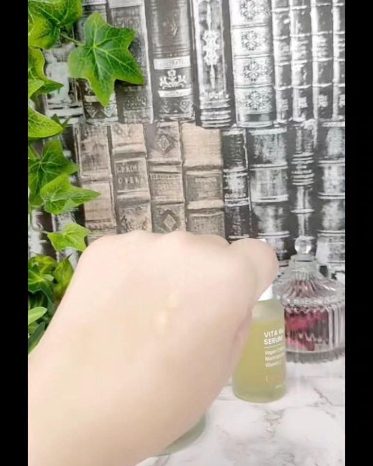 シトラスゆずバイタライジングセラム/Lolovegan/美容液を使ったクチコミ（2枚目）