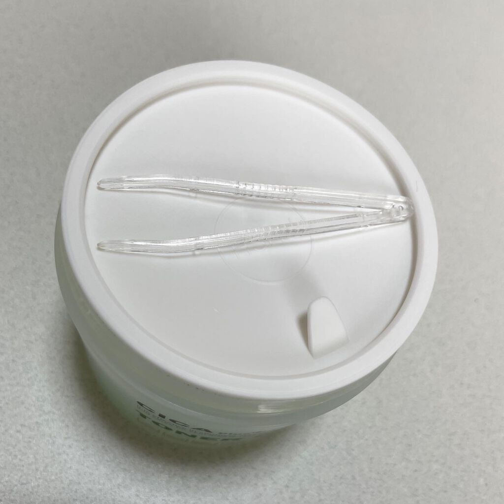 natsumi on LIPS 「.CICAplusトナーパッチ.V3ファンデーション開発者藤木..」(5枚目)