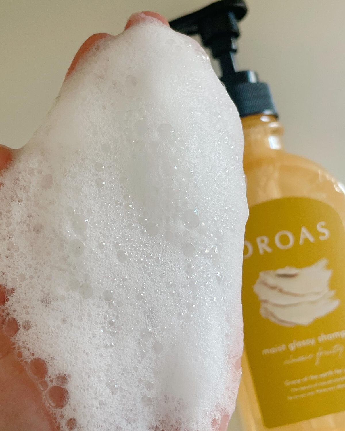 モイストグロッシーシャンプー/トリートメント/DROAS/市販シャンプーを使ったクチコミ(4枚目)