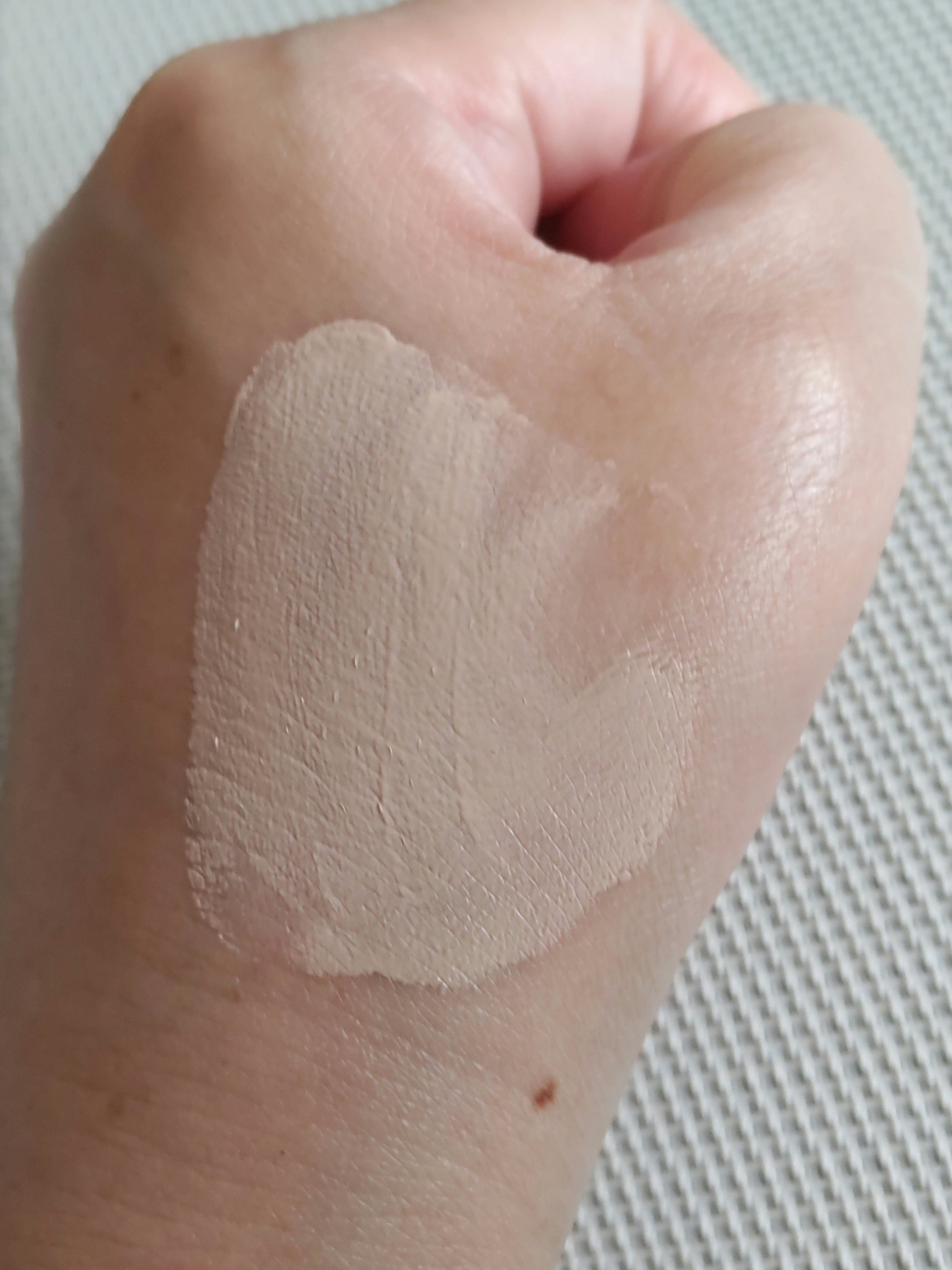 イルミネーティングサプルブレミッシュクリーム(40ml)/Klairs/化粧下地を使ったクチコミ（3枚目）