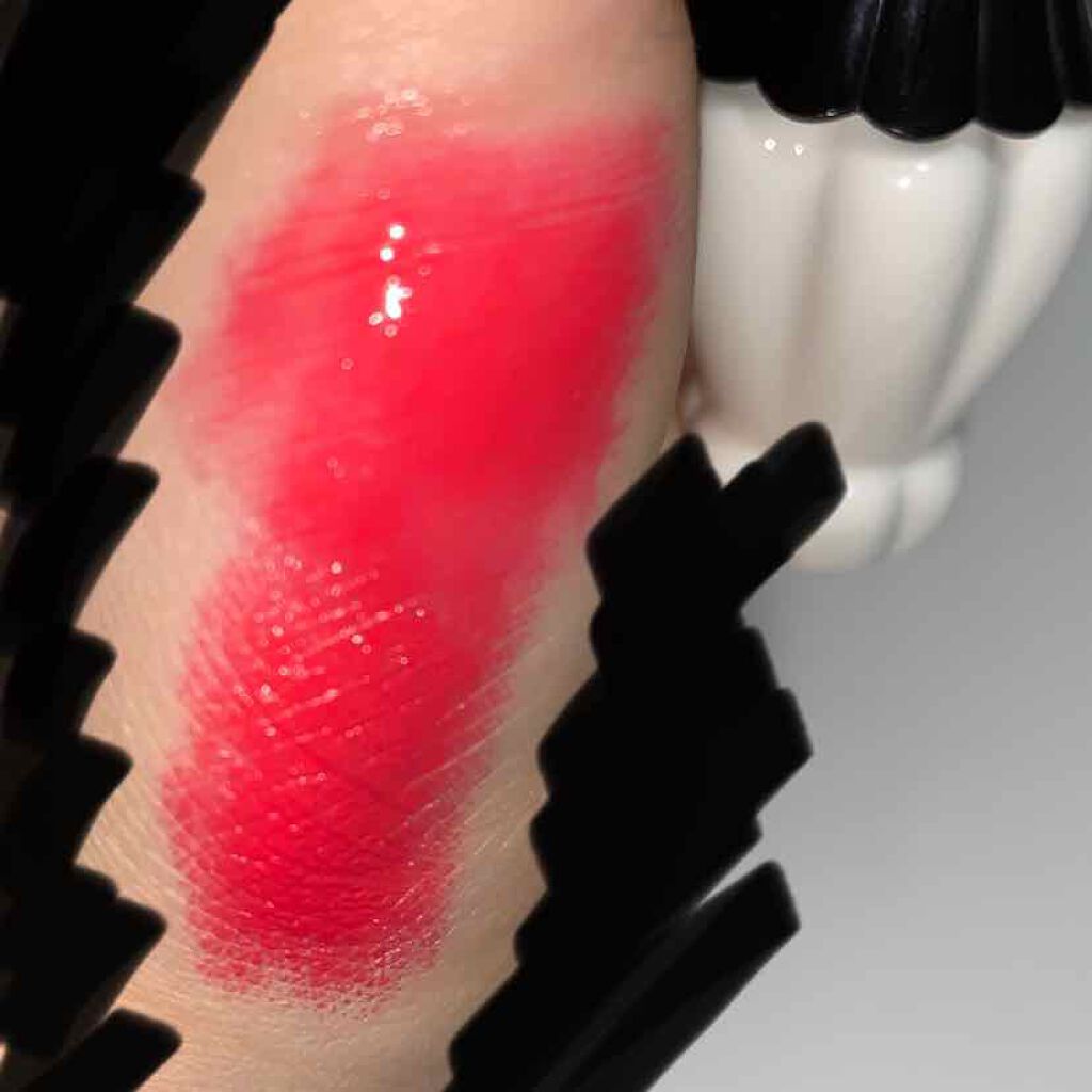 シャイニー リップカラー/ANNA SUI/口紅を使ったクチコミ(2枚目)