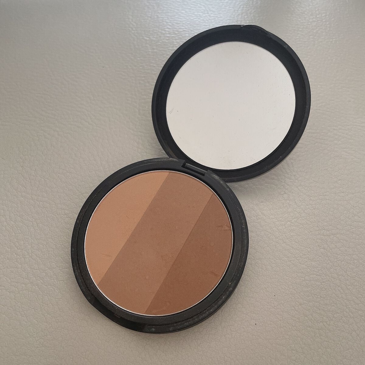 アートクラスバイロダン シェーディング/too cool for school/シェーディングを使ったクチコミ（2枚目）