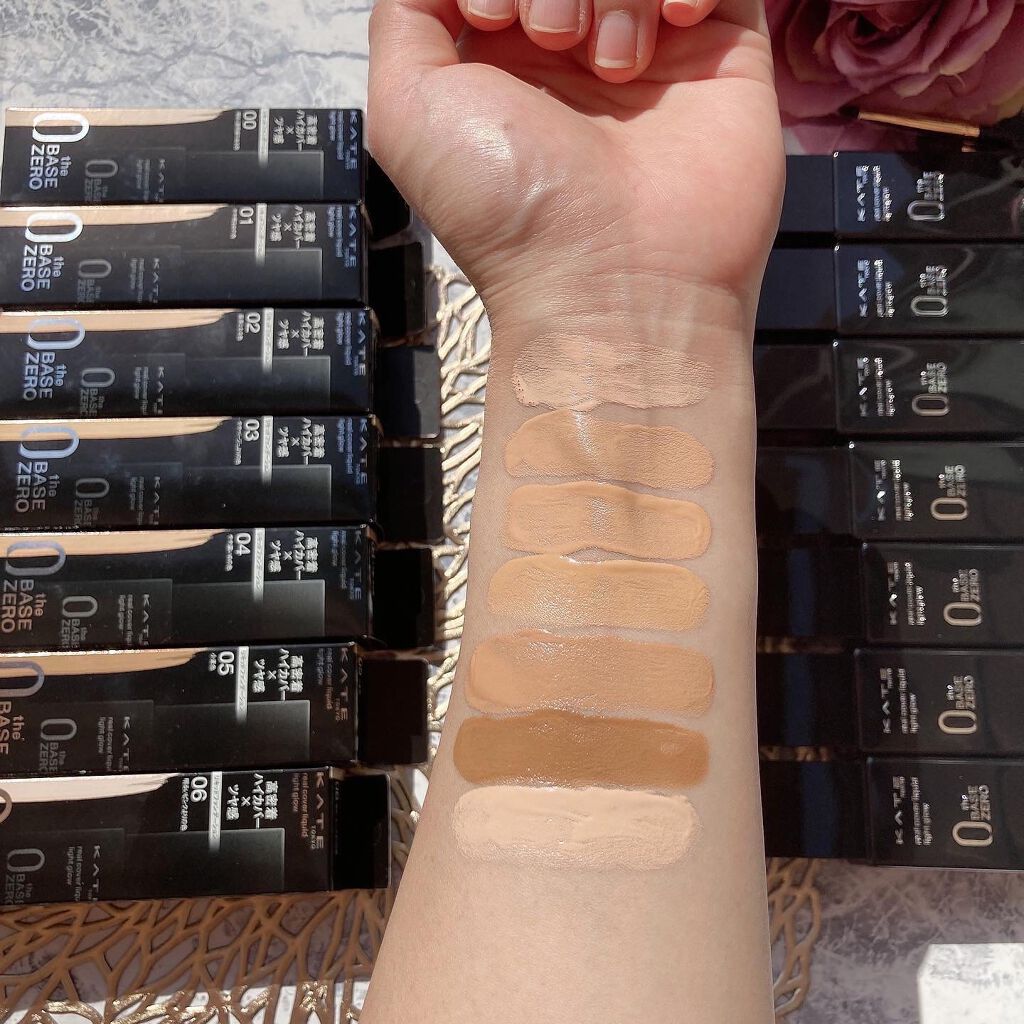 リアルカバーリキッド(ライトグロウ)/KATE/リキッドファンデーションを使ったクチコミ(4枚目)