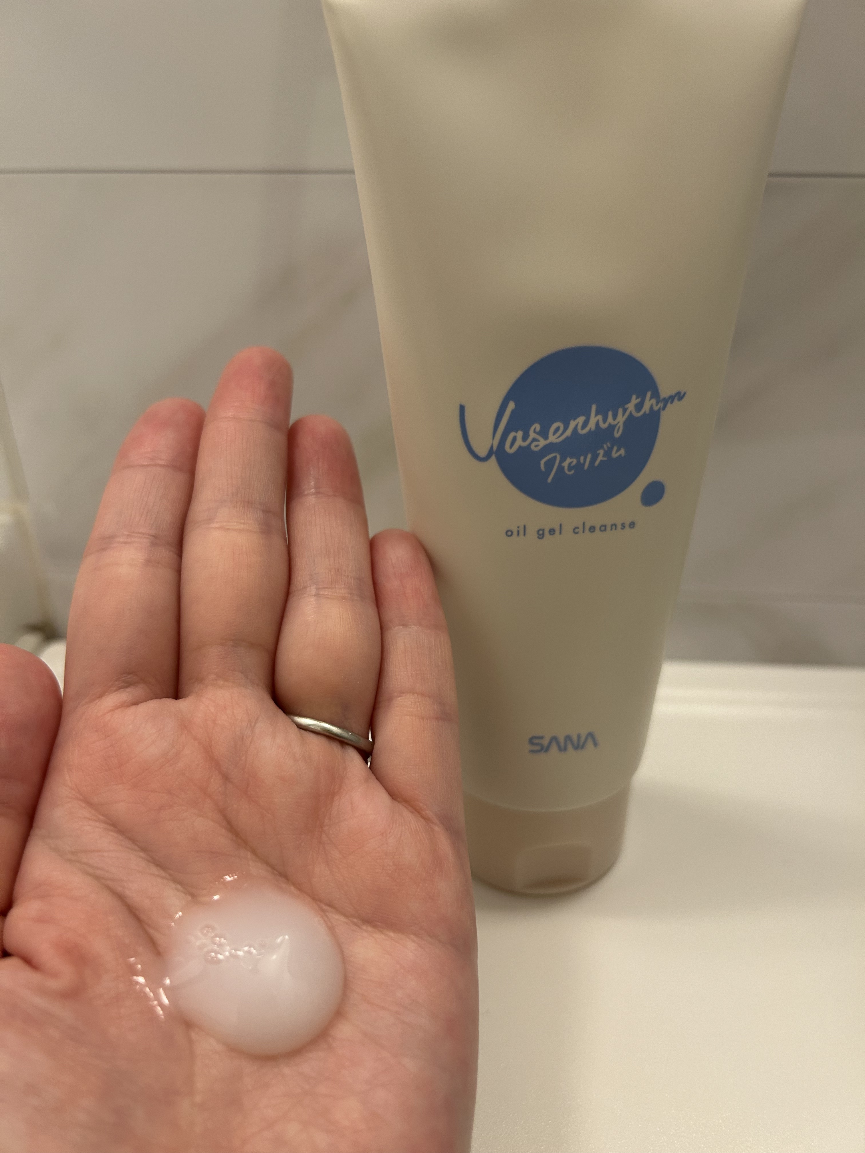 ワセリズム オイルジェルクレンズ/ワセリズム/クレンジングジェルを使ったクチコミ（2枚目）