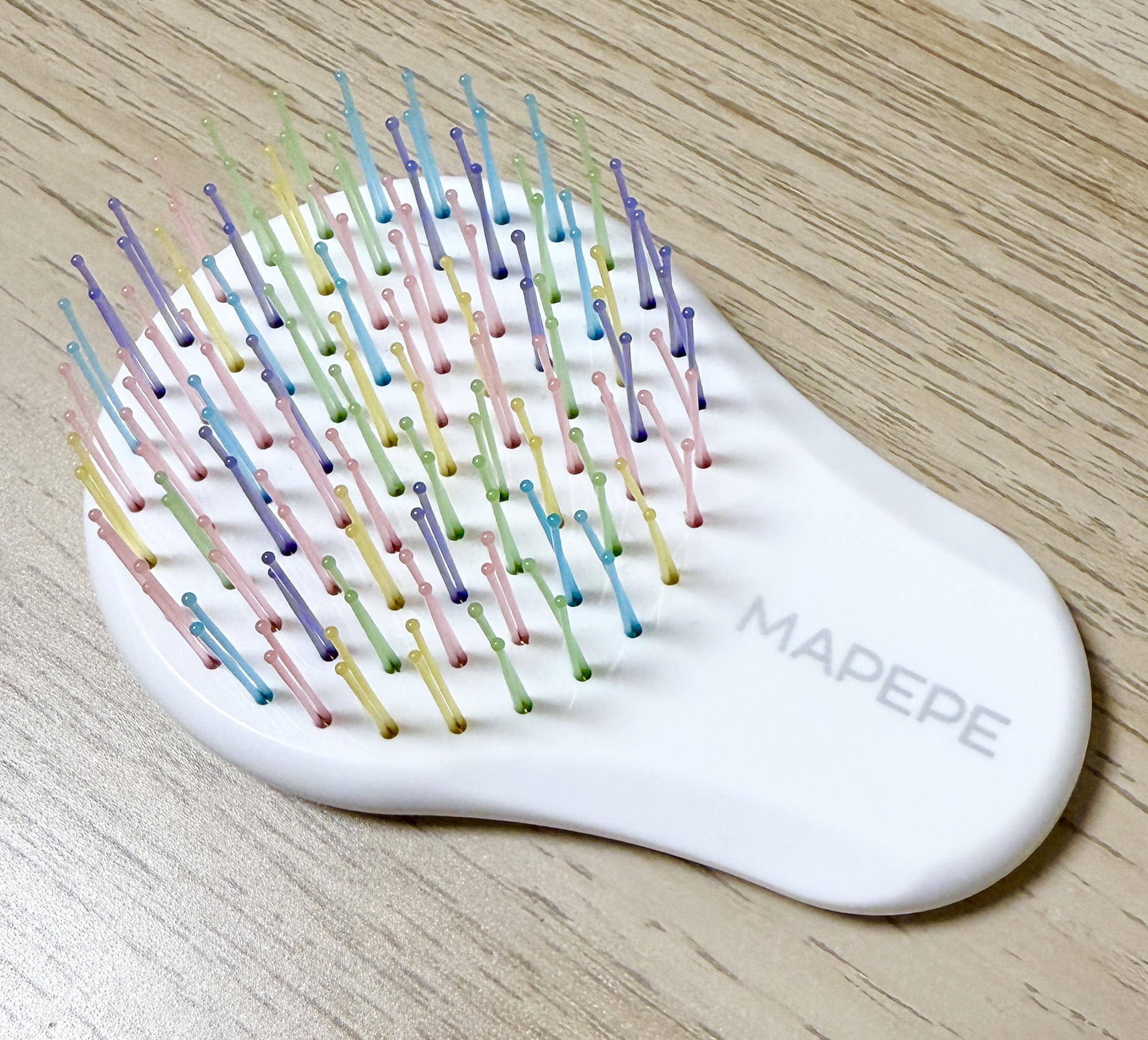 デタングリングブラシ【ポケットサイズ】 カラフルパーティ/マペペ/ヘアブラシを使ったクチコミ（1枚目）