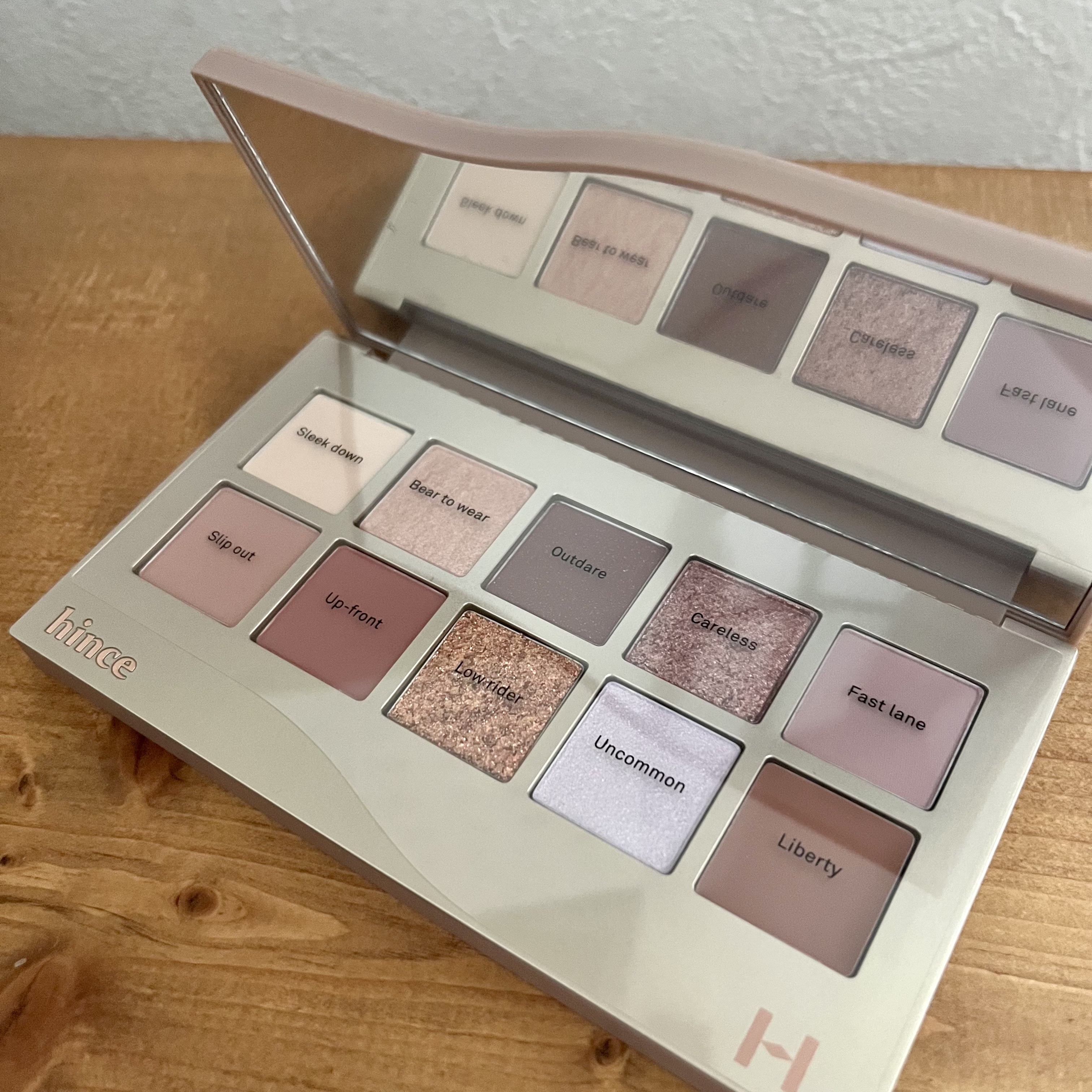 ニューデップスアイシャドウ/hince/単色アイシャドウを使ったクチコミ（2枚目）