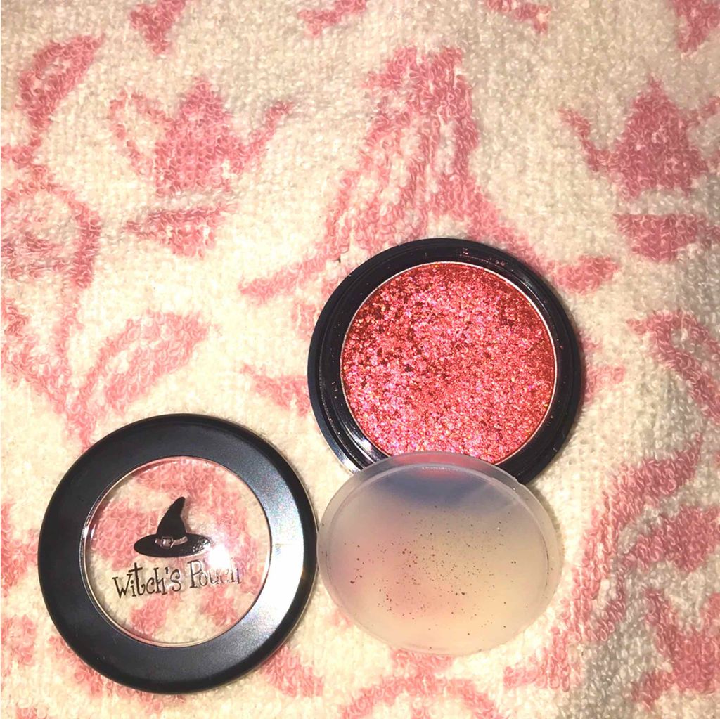 セルフィーフィックスピグメント/Witch's Pouch/単色アイシャドウを使ったクチコミ（2枚目）
