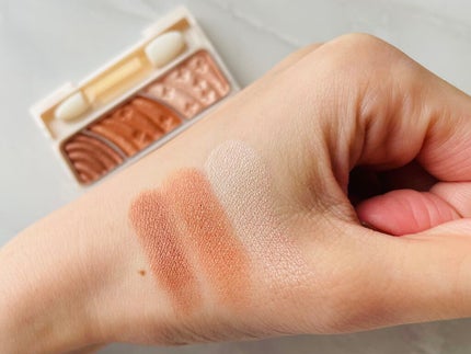 トーンアップアイシャドウ/CEZANNE/アイシャドウパレットを使ったクチコミ(2枚目)