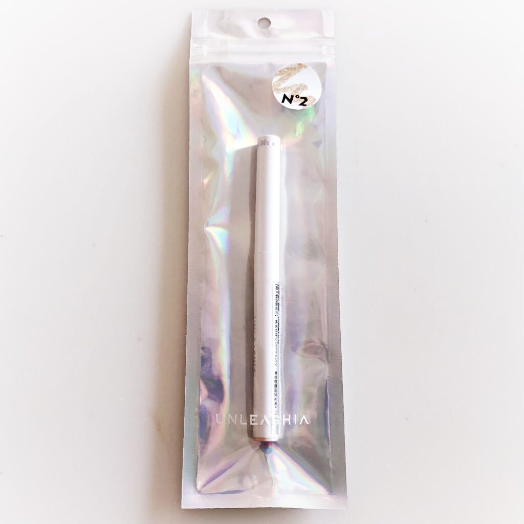 プリティー イージーグリッタースティック/unleashia/グリッターを使ったクチコミ(2枚目)