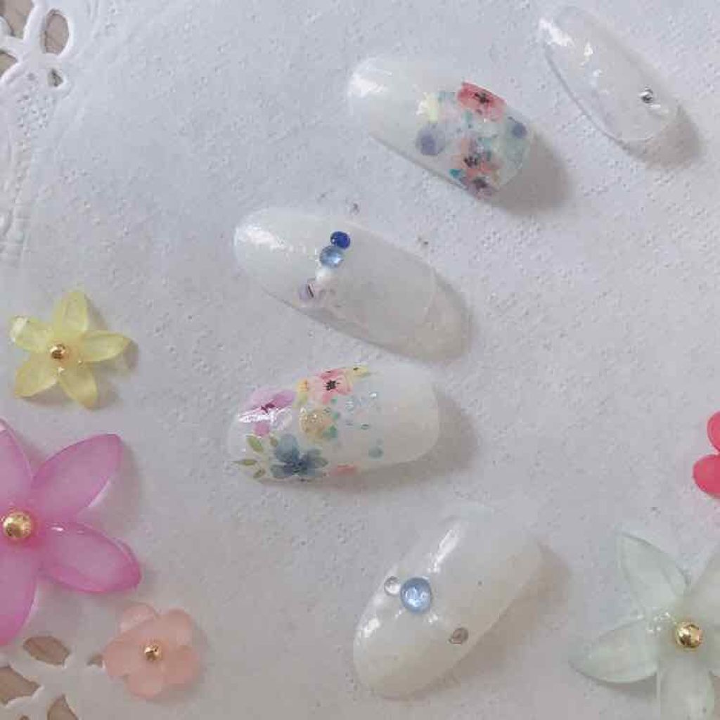 カラフルネイルズ/キャンメイク/マニキュアを使ったクチコミ（2枚目）