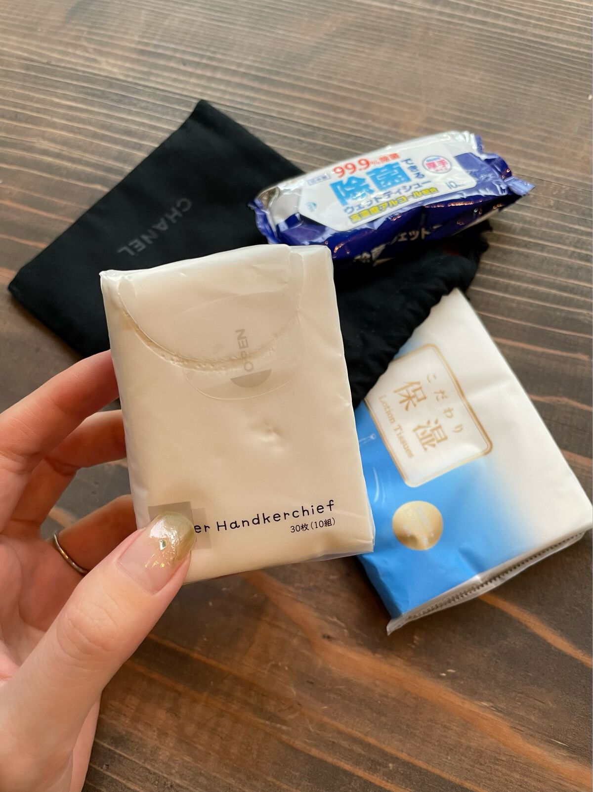 DAISO ポケットペーパーハンカチのクチコミ「なくなったら困るやつ！

家でも外出先でもタオルやハンカチより
ペーパーで手を拭きたい派。
こ.....」（2枚目）