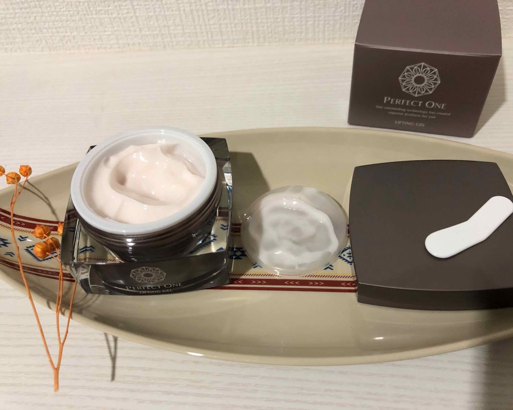 リフティングジェル/パーフェクトワン/オールインワン化粧品を使ったクチコミ(2枚目)