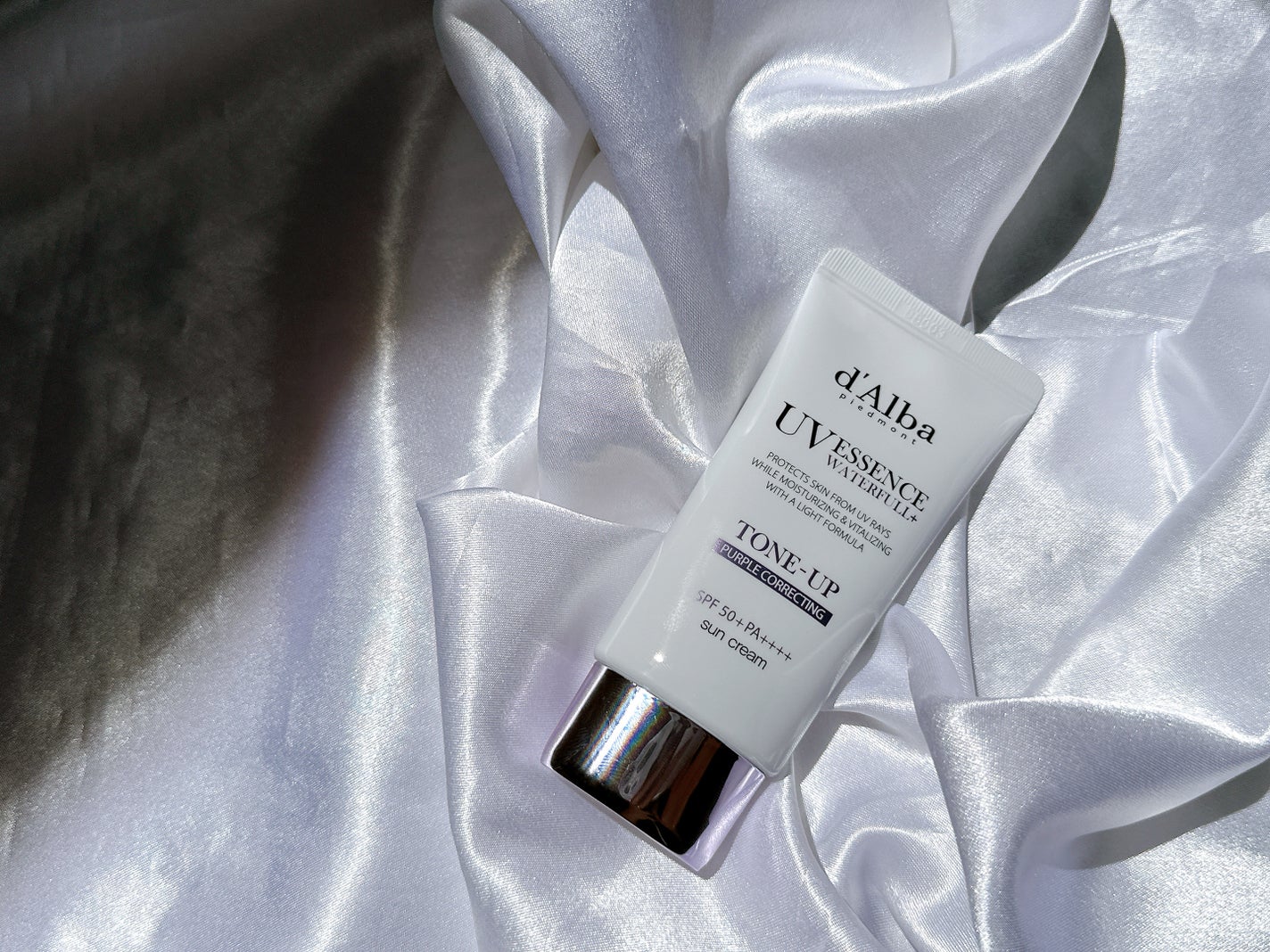 ダルバ ウォータフル トーンアップ サンクリーム(パープル)/ダルバ/日焼け止めクリームを使ったクチコミ(1枚目)