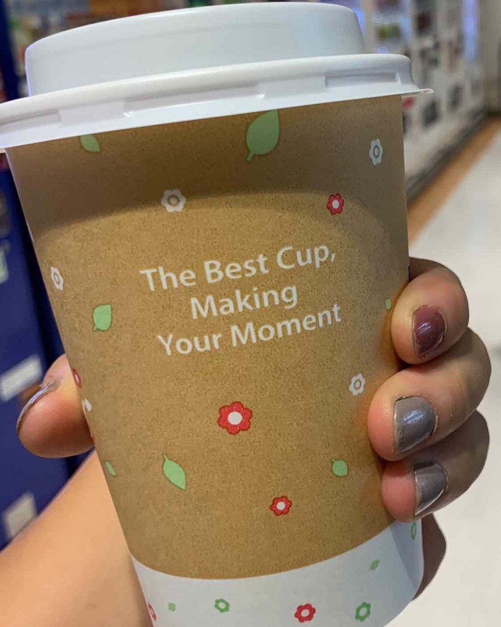 gene TOKYO ネイル/DAISO/マニキュアを使ったクチコミ(2枚目)