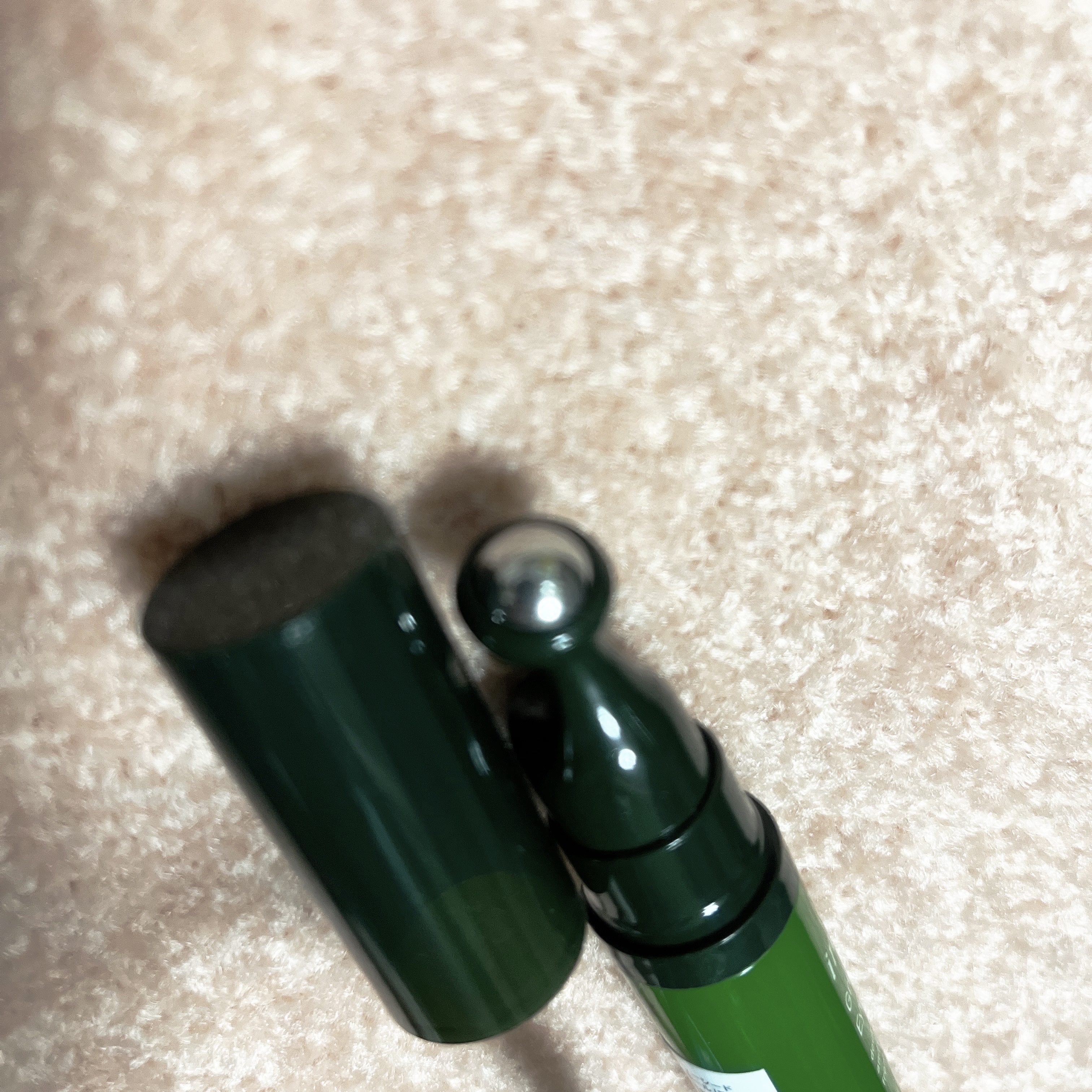 グリーンティーシード アイ＆フェイスボール/innisfree/美容液を使ったクチコミ（2枚目）