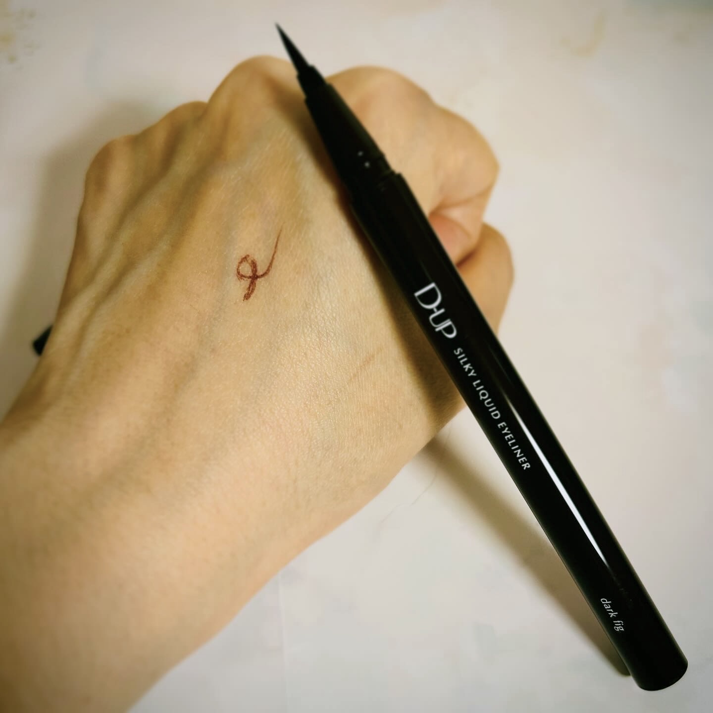 シルキーリキッドアイライナーWP/D-UP/リキッドアイライナーを使ったクチコミ（3枚目）