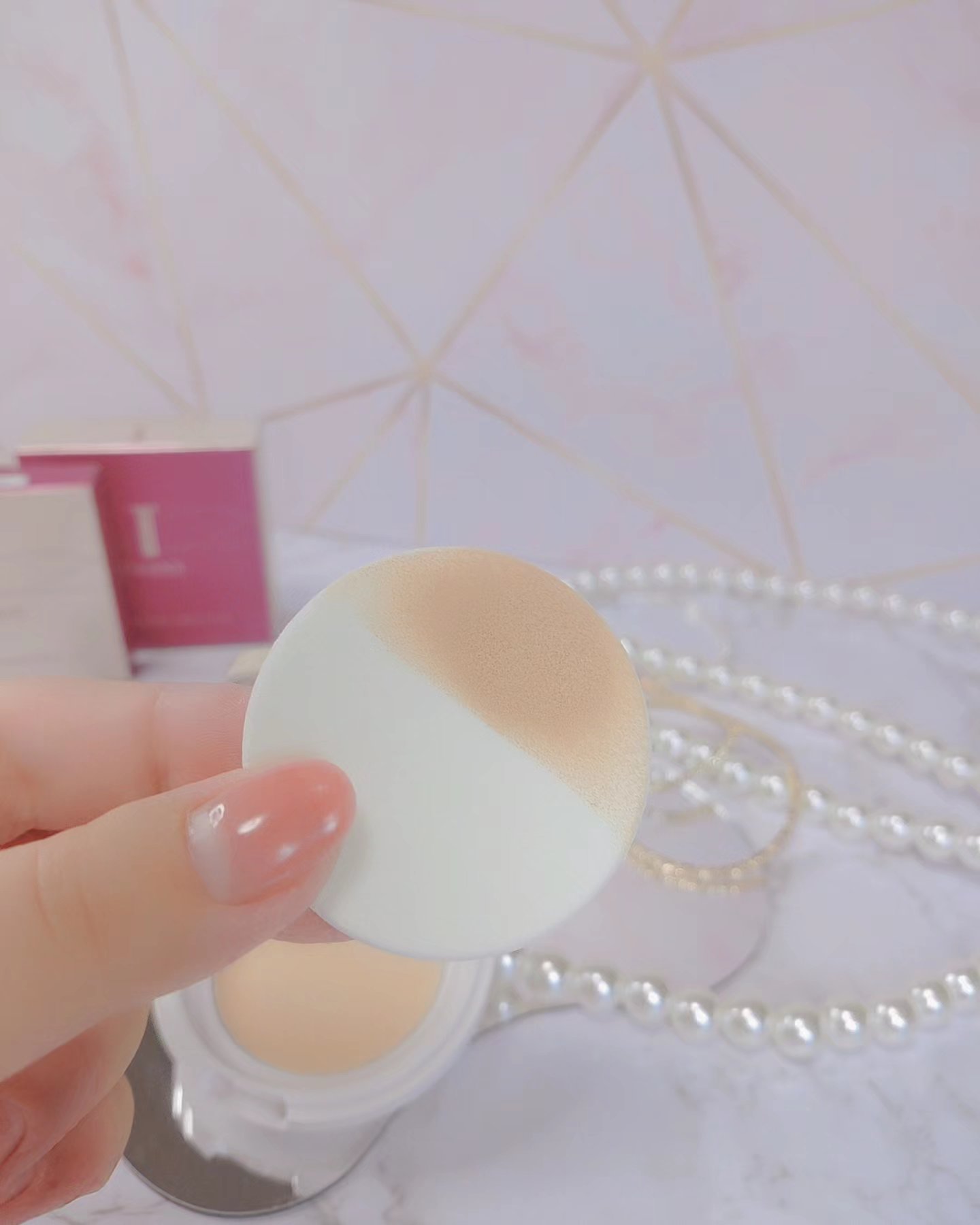 リズムシームレスウェア 01 ライトベージュ/TWANY/化粧下地を使ったクチコミ（3枚目）