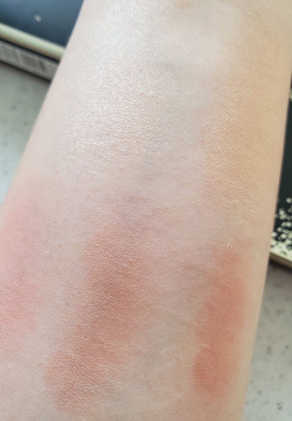 ファースト ボール チーク パレット/ローラ メルシエ/パウダーチークを使ったクチコミ(3枚目)