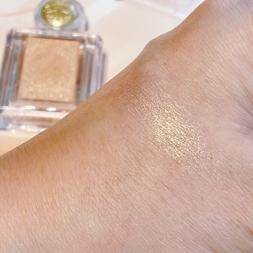 シャドーカスタマイズ/MAJOLICA MAJORCA/単色アイシャドウを使ったクチコミ(2枚目)