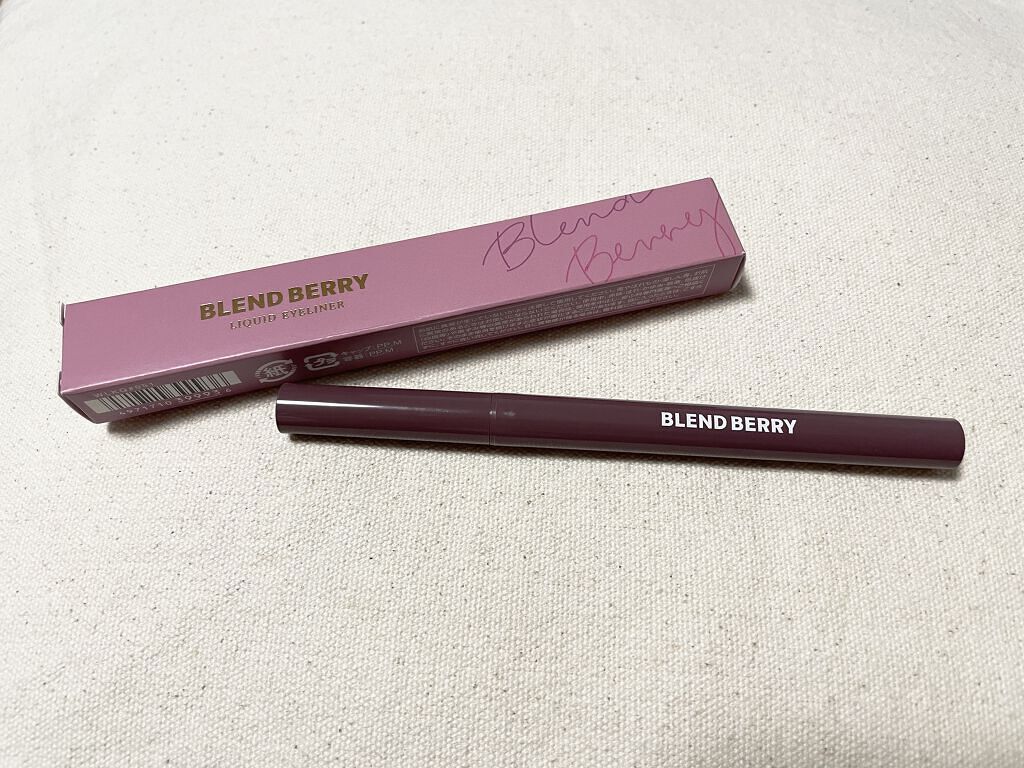プレイフル リキッドアイライナー/BLEND BERRY/リキッドアイライナーを使ったクチコミ（1枚目）