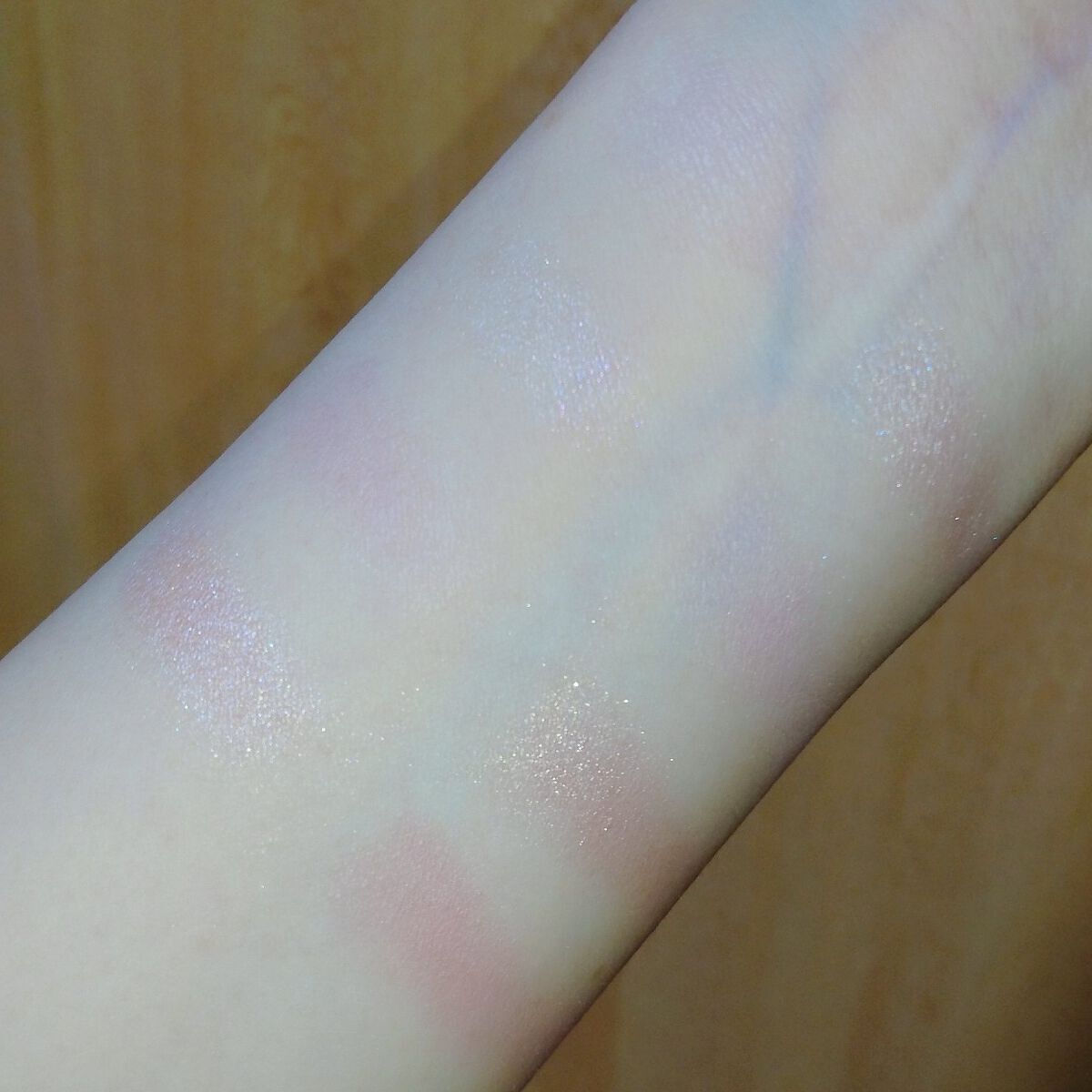 ミドルトーンアイシャドウコレクターパレット/Laka/アイシャドウパレットを使ったクチコミ(3枚目)