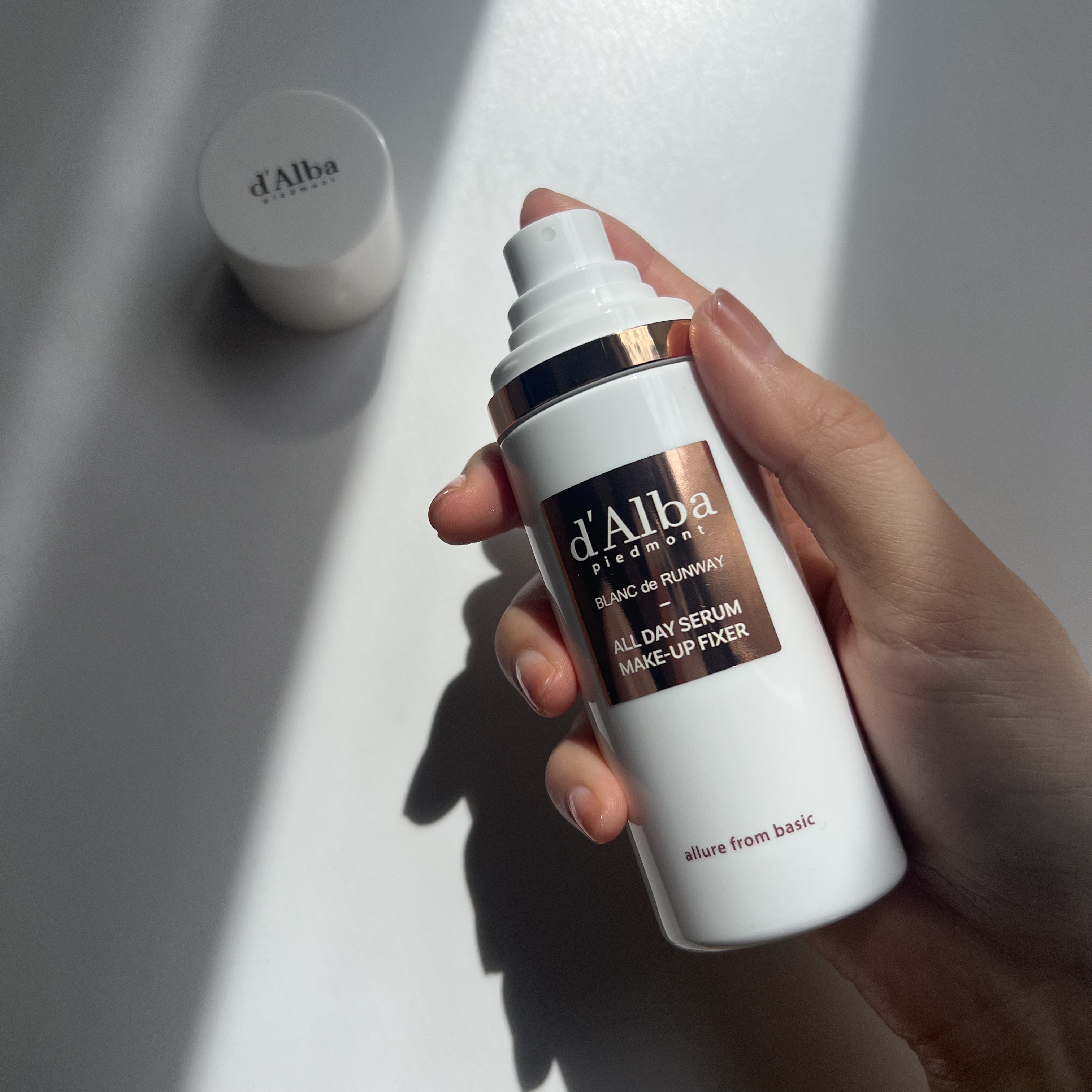 オールデイセラムメイクアップフィクサー/ダルバ/フィックスミストを使ったクチコミ（2枚目）