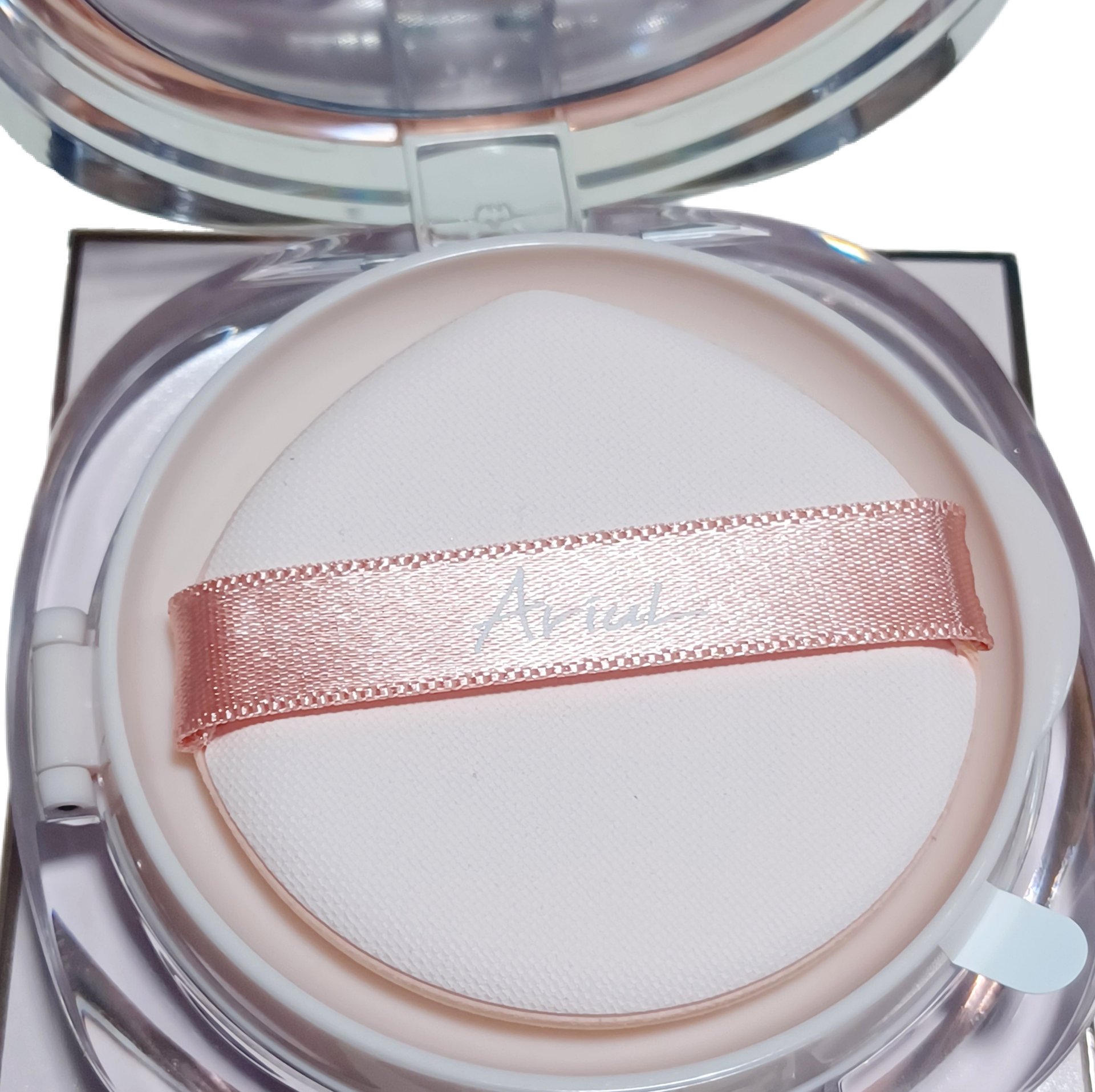 アリウル インクフェザーカバーラスティングクッション/Ariul/クッションファンデーションを使ったクチコミ（2枚目）