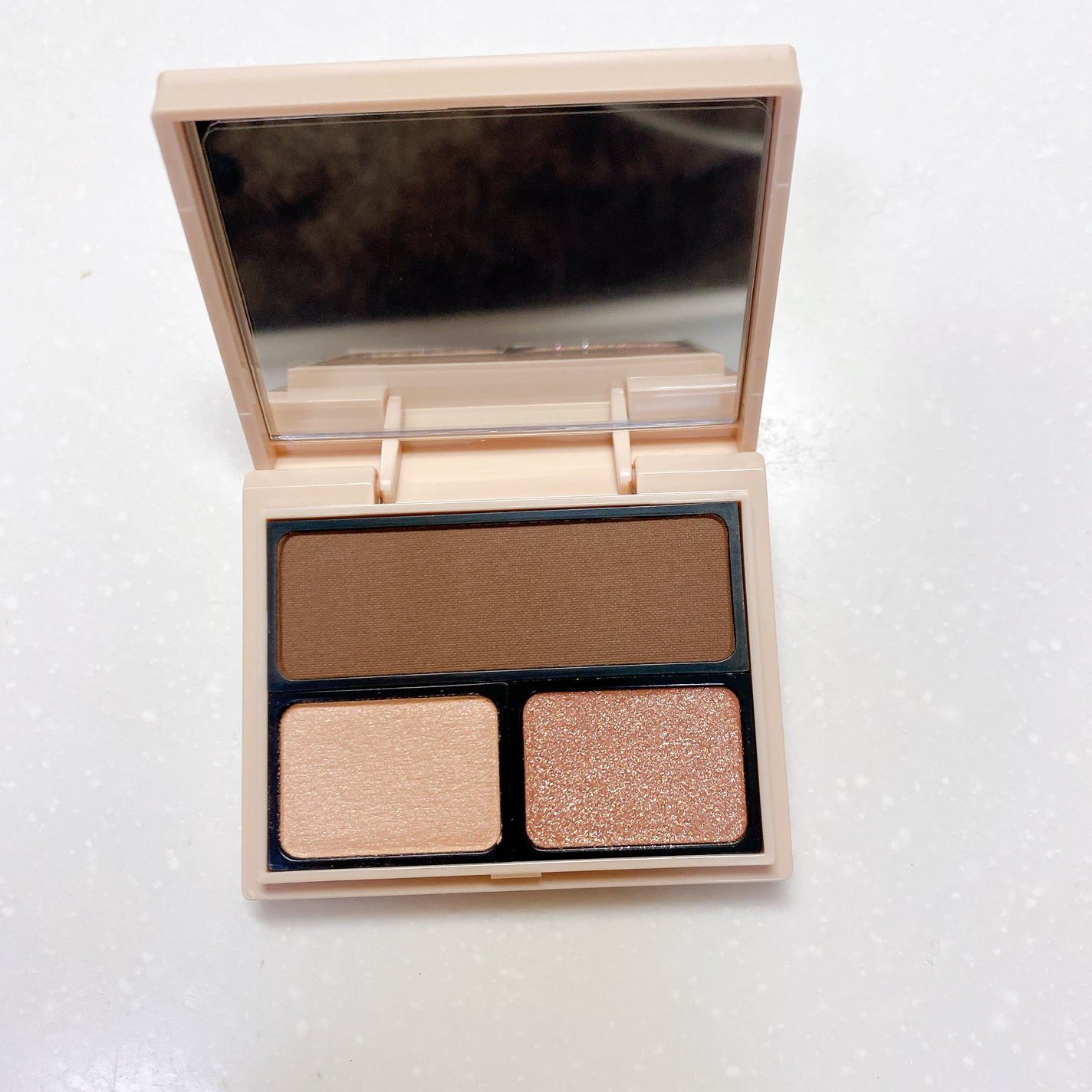 アイカラーパレット/Upt/アイシャドウパレットを使ったクチコミ(1枚目)