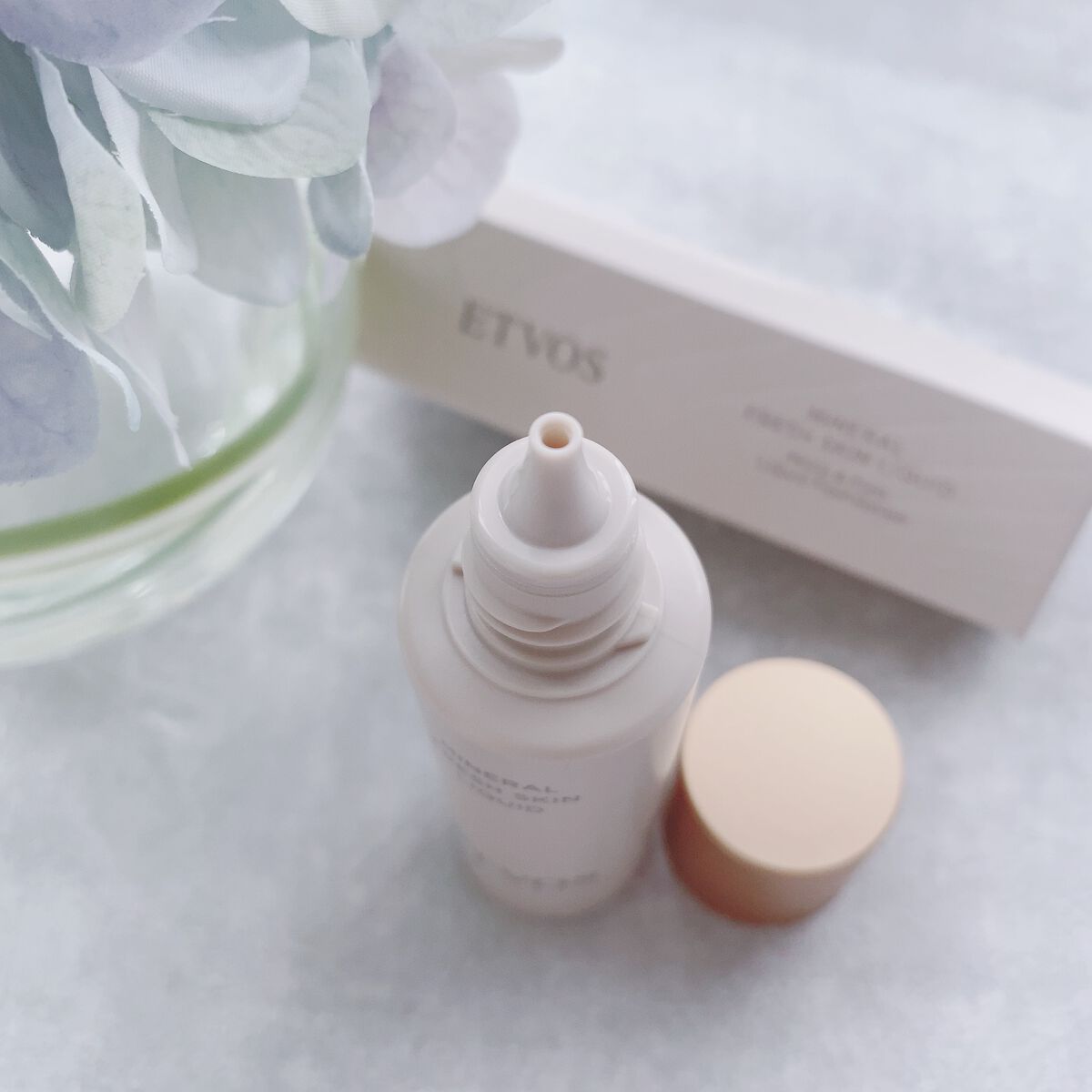 ミネラルフレッシュスキンリキッド/エトヴォス/リキッドファンデーションを使ったクチコミ（3枚目）