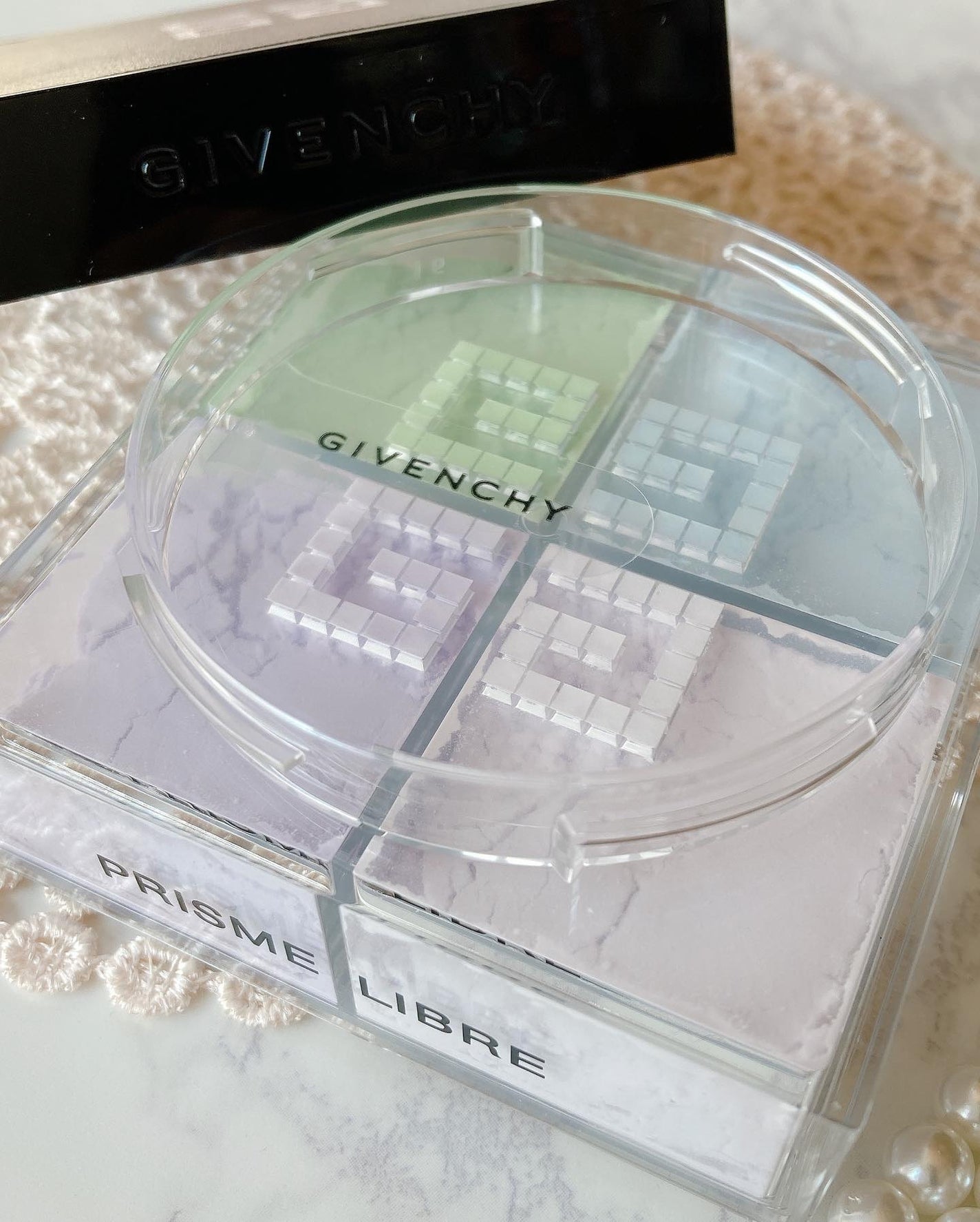 プリズム・リーブル/GIVENCHY/ルースパウダーを使ったクチコミ(2枚目)