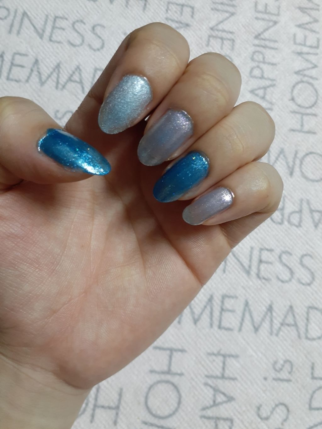 ネイルホリック Metalic color BL904/ネイルホリック/マニキュアを使ったクチコミ（1枚目）