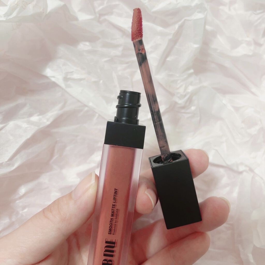 スムースマットリップティント 05 キドニーフィグ (スモーキーピンク)/GAB ME/リップティントを使ったクチコミ（2枚目）