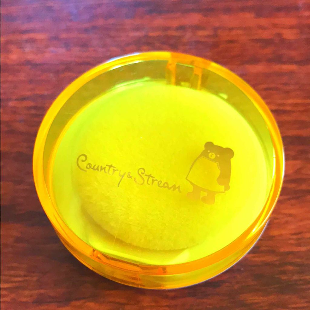 素肌キレイパウダー/カントリー&ストリーム/プレストパウダーを使ったクチコミ（1枚目）