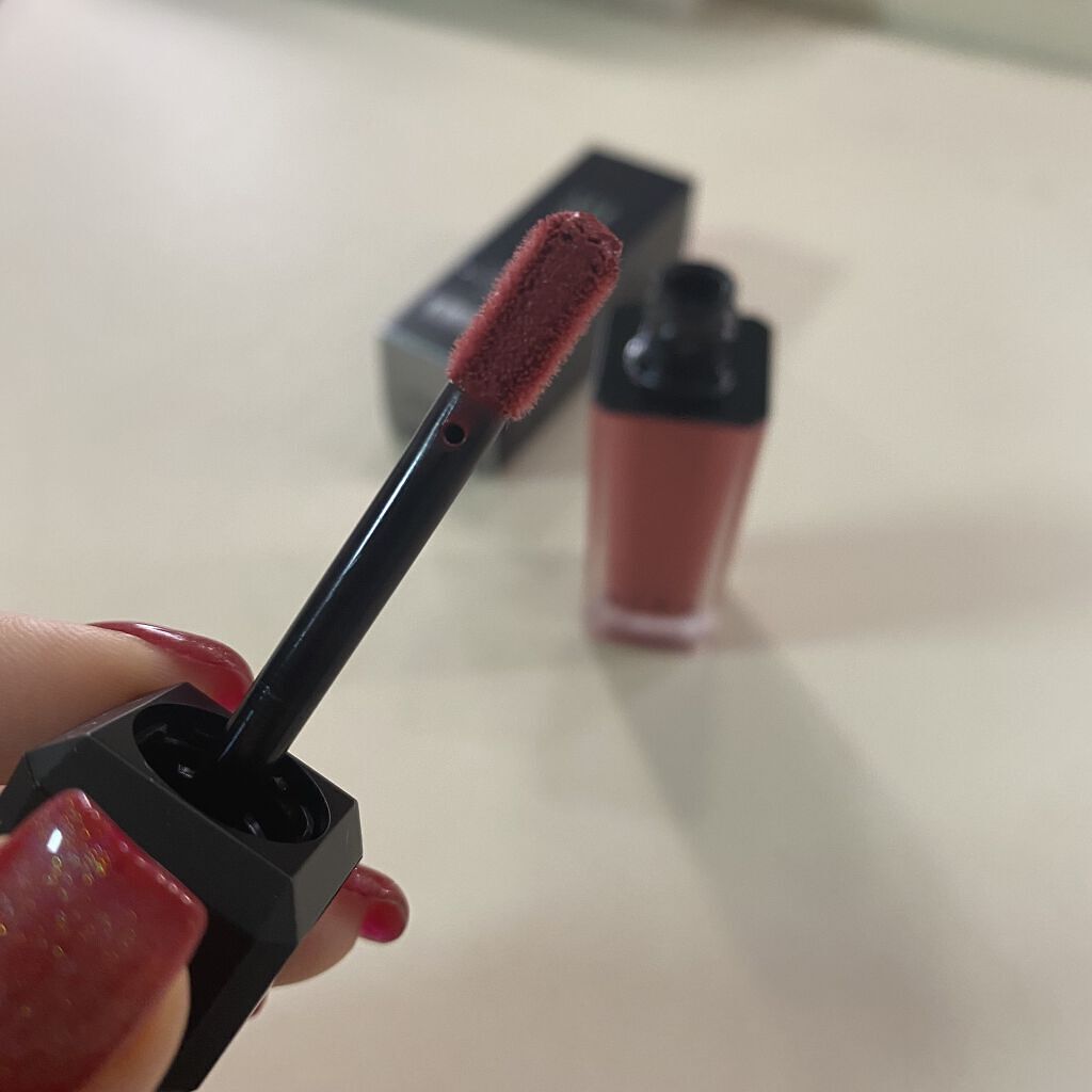 センシュアルパウダーマットリキッド 145 FOEVER YOUNG/HERA/口紅を使ったクチコミ（2枚目）