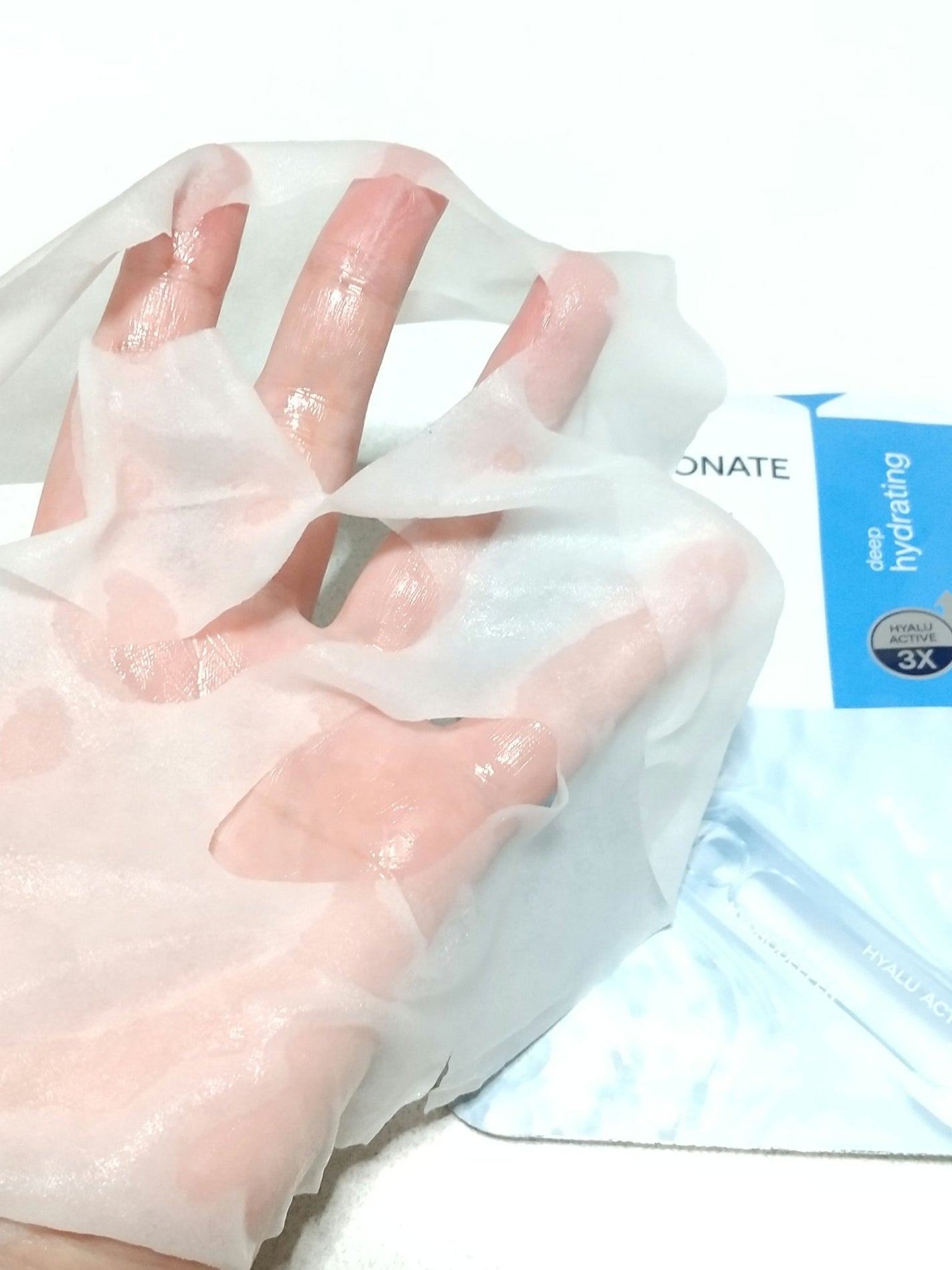 なつ@投稿ある方フォロバ on LIPS 「⭐️⭐️⭐️⭐️☆しっとり水分感💙MEDIHEALヒアルロン酸..」(2枚目)