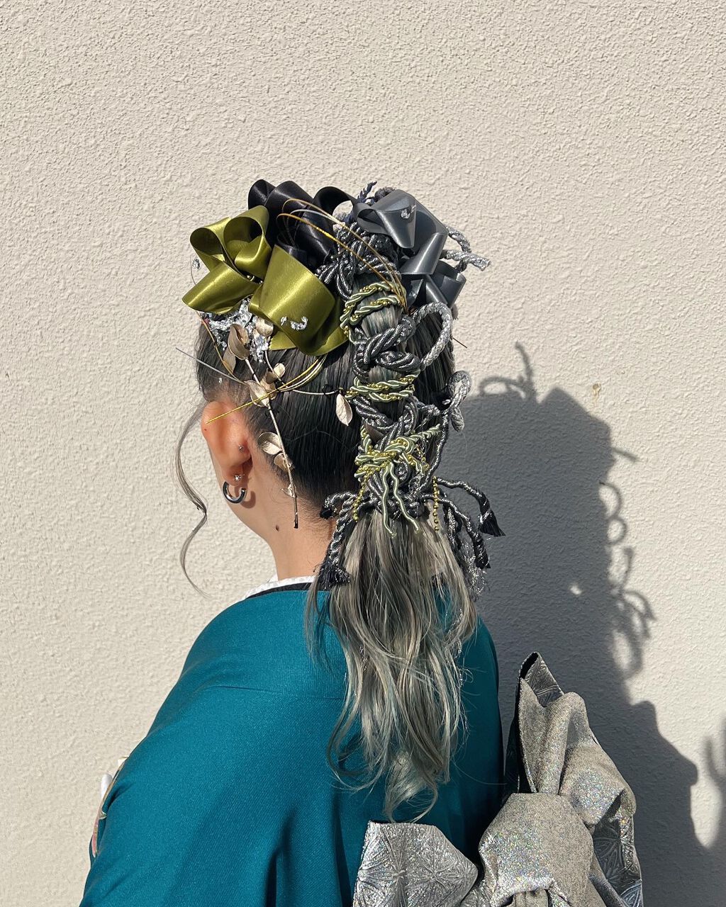 Uruha on LIPS 「.このどの方向からも可愛いの凄くない?🥺🥺タイトも巻きもいれた..」(3枚目)