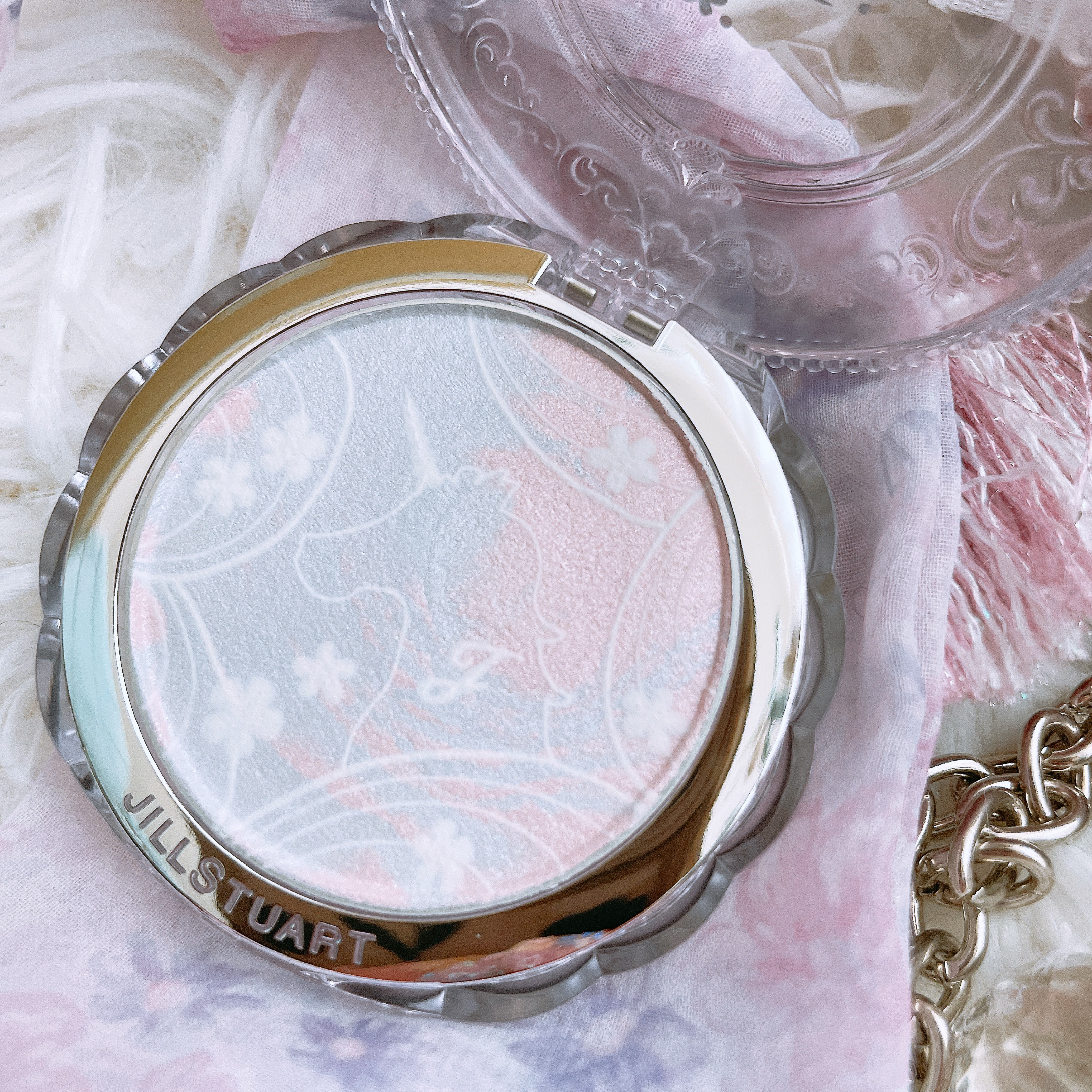 ユニコーンユートピア コレクション メルティシマー ブラッシュ　ユニコーンユートピア/JILL STUART/メイクアップキットを使ったクチコミ（2枚目）