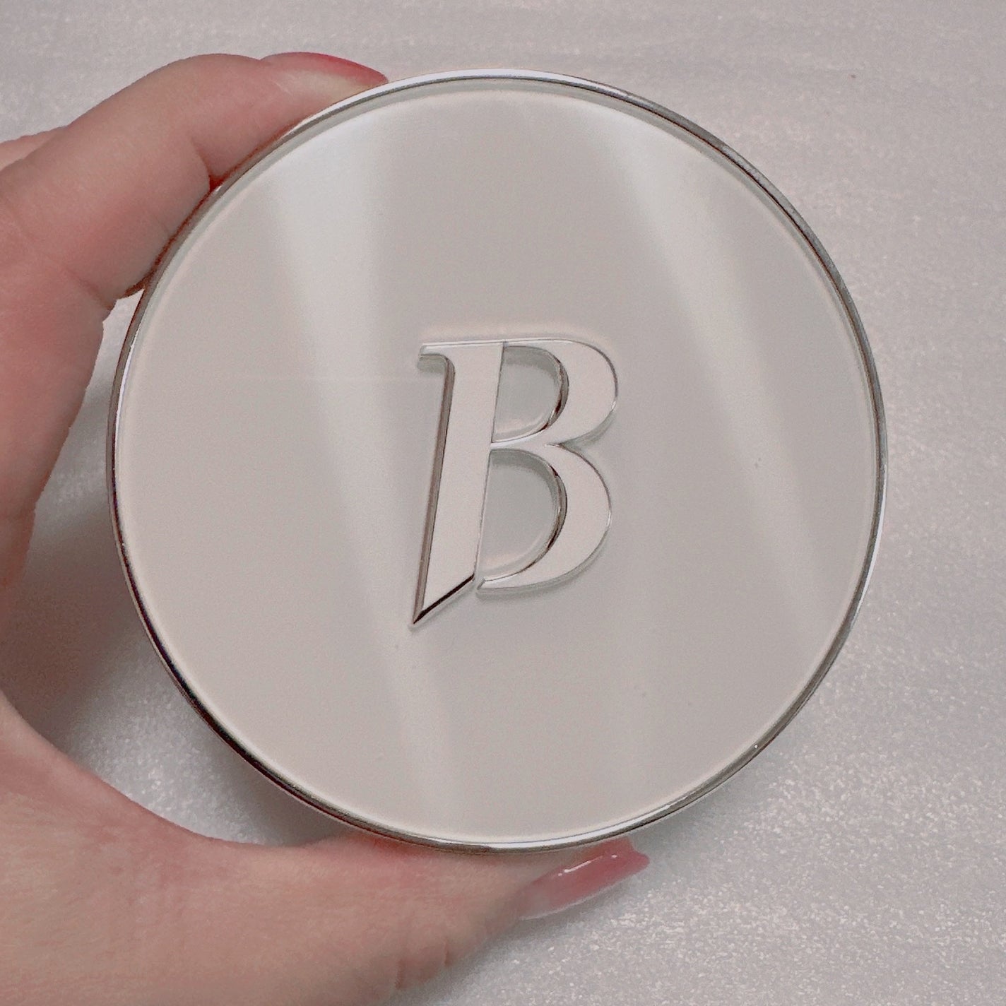 カバーリシャス アルティメット ホワイトクッション/BANILA CO/クッションファンデーションを使ったクチコミ(4枚目)