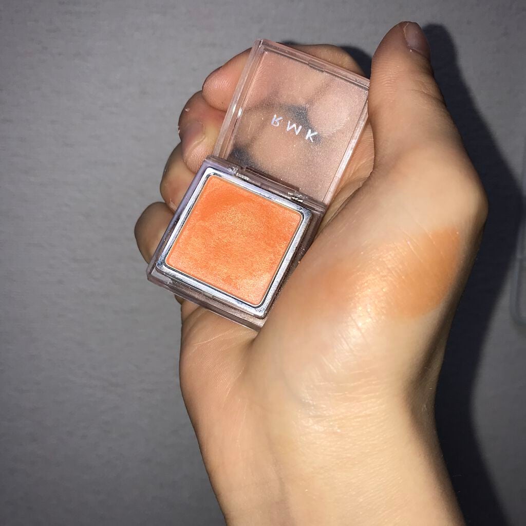 インジーニアス パウダーアイズ N/RMK/単色アイシャドウを使ったクチコミ(2枚目)