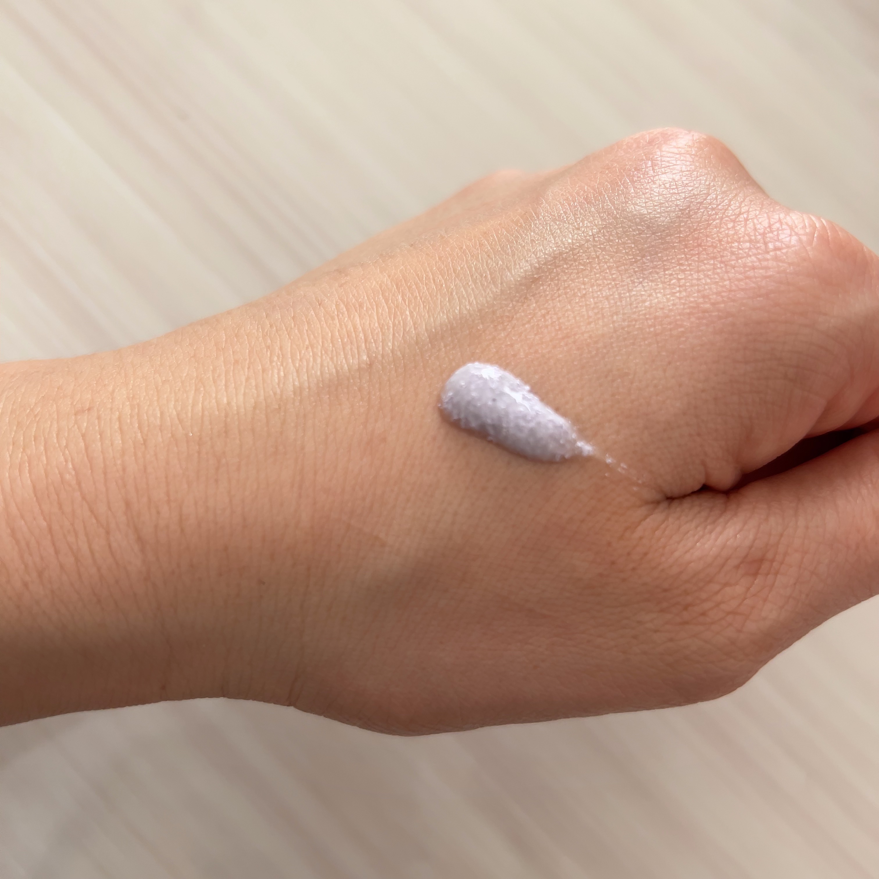 サンデートーンアップサンセラム/EDIT.B/美容液を使ったクチコミ（2枚目）