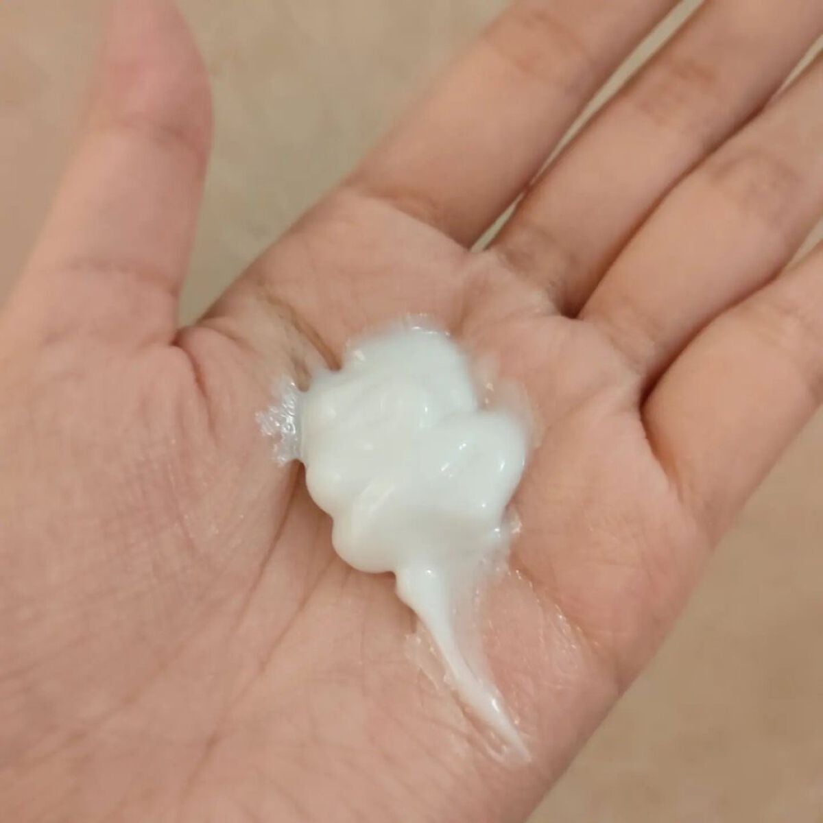 ヴァセリン アドバンスドリペア ボディローション 無香料/ヴァセリン/ボディローションを使ったクチコミ(2枚目)