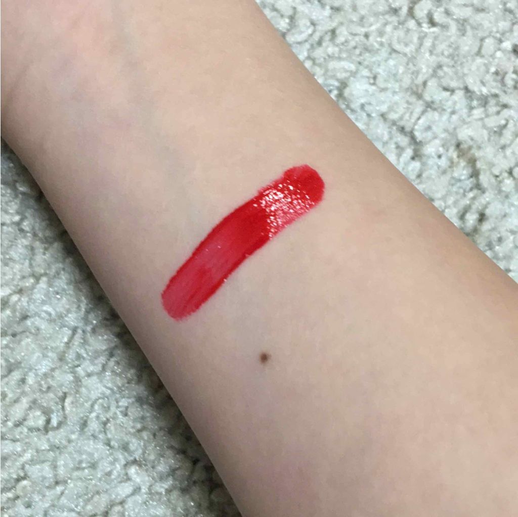 ハートウィンドウリップティントオイルタイプ/VAVI MELLO/リップグロスを使ったクチコミ（2枚目）