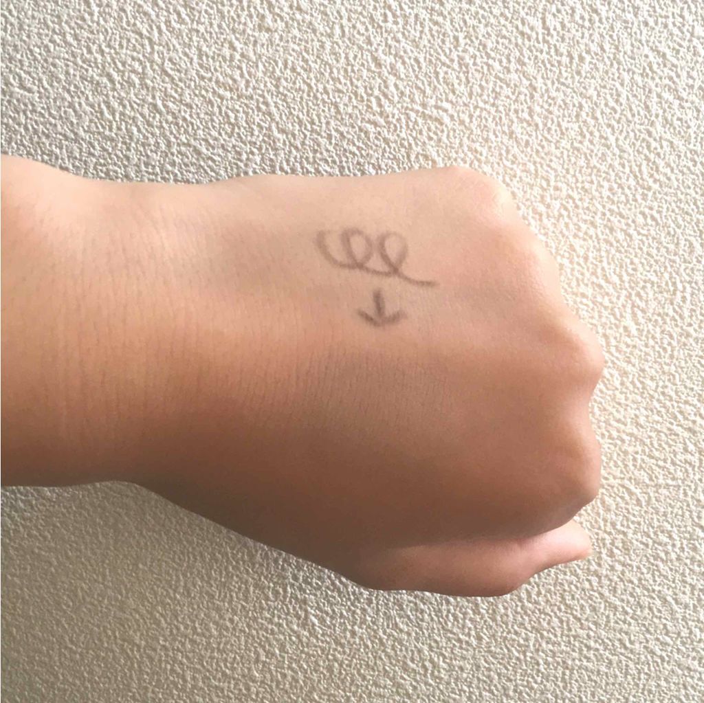 ミネラルCCクリーム EM(エンリッチモイスト)/毛穴パテ職人/CCクリームを使ったクチコミ(2枚目)