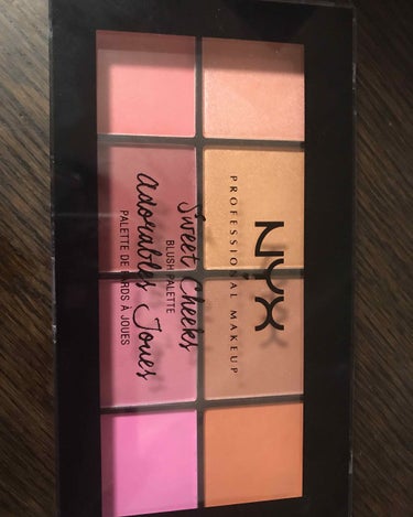 スイートチークスブラッシュパレット/NYX Professional Makeup/パウダーチークを使ったクチコミ（1枚目）