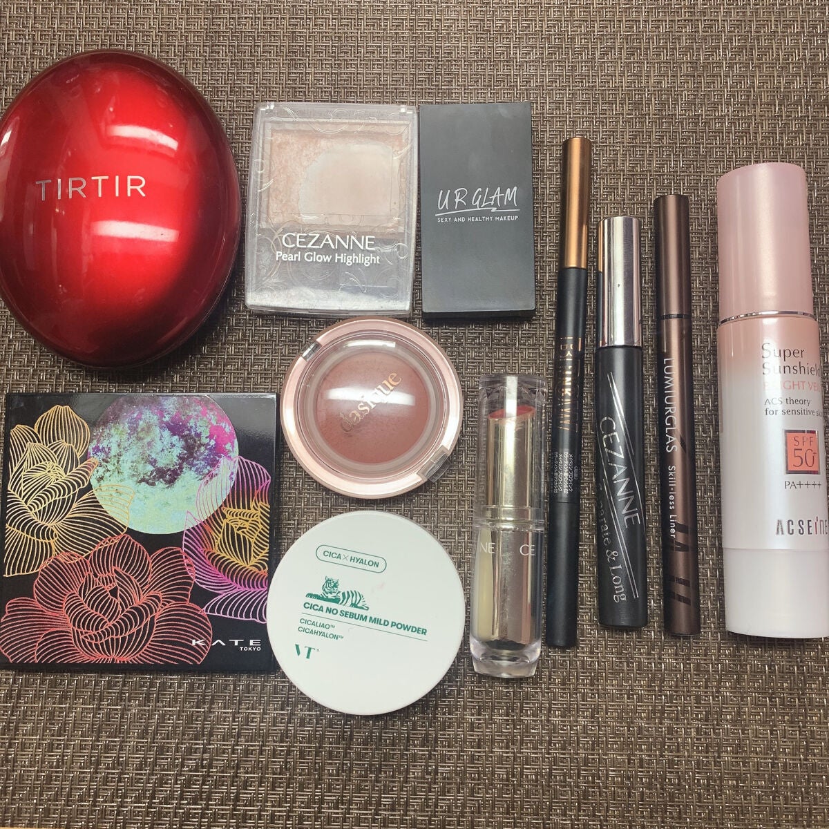 ラスティンググロスリップ/CEZANNE/口紅を使ったクチコミ(4枚目)