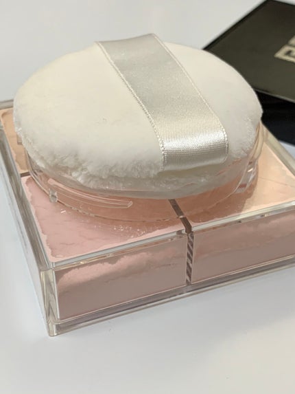 プリズム・リーブル/GIVENCHY/ルースパウダーを使ったクチコミ(7枚目)