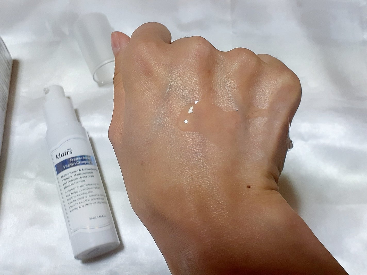 フレッシュリージュースドビタミンチャージングセラム(30ml)/Klairs/美容液を使ったクチコミ(3枚目)