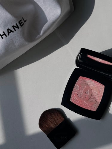 CHANEL ファンテジー ドゥ シャネルのクチコミ「今季のCHANELこの世の物と思えんほど尊い🦄

#ファンテジードゥシャネル
レキャトル68デ.....」（1枚目）