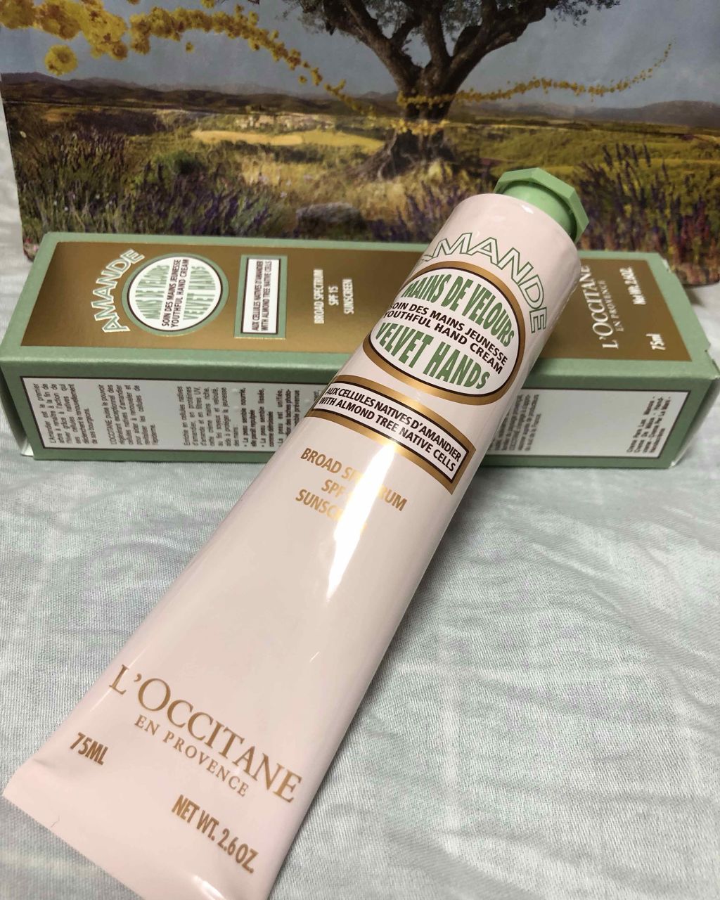 アマンドロイヤル ハンド＆アーム SPF15/PA++/L'OCCITANE/ハンドクリームを使ったクチコミ（2枚目）