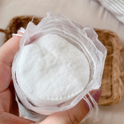 THE BODY SHOP オーガニックコットンパッド ラウンド のクチコミ「THE BODY SHOP
オーガニックコットン100%
化粧パッド🌿.*
100枚入で大容.....」(2枚目)